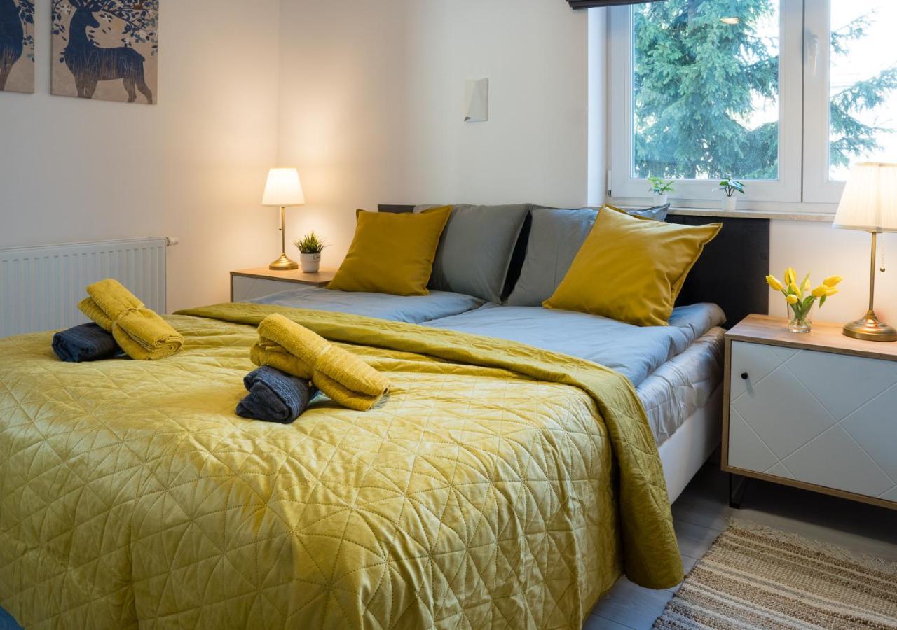 Apartament Sloneczny Kamienica Grochow With Free Parking Warschau Buitenkant foto